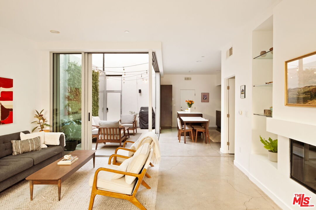 4270 Perlita Avenue Los Angeles, CA 90039 - Photo 14 of 40