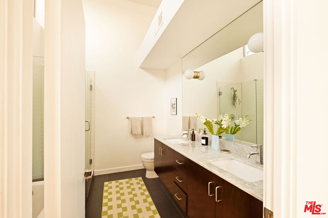 4270 Perlita Avenue Los Angeles, CA 90039 - Photo 27 of 40