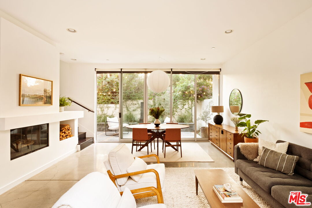 4270 Perlita Avenue Los Angeles, CA 90039 - Photo 6 of 40