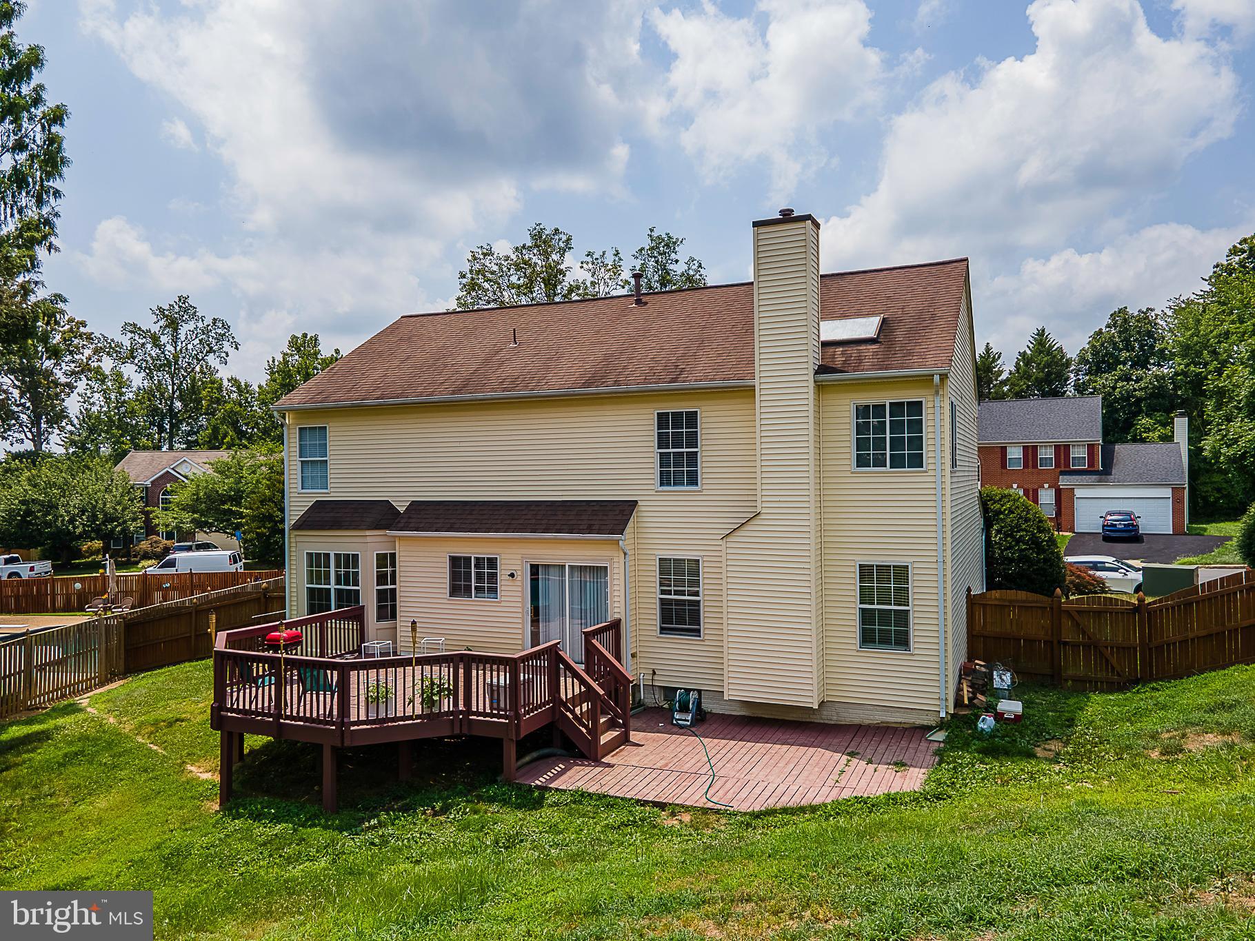 15521 Wheatfield Road Woodbridge, VA 22193 - Photo 4 of 39