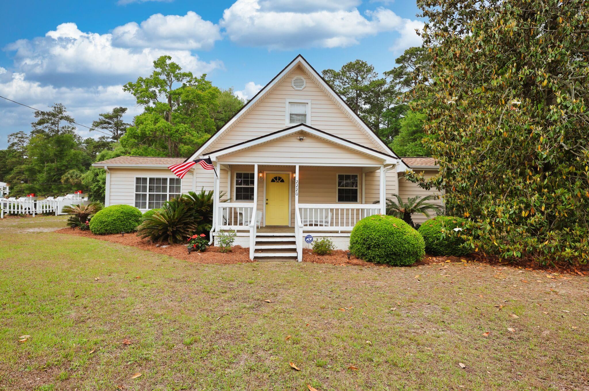 2220 South Island Road Georgetown, SC 29440 - Photo 2 of 43