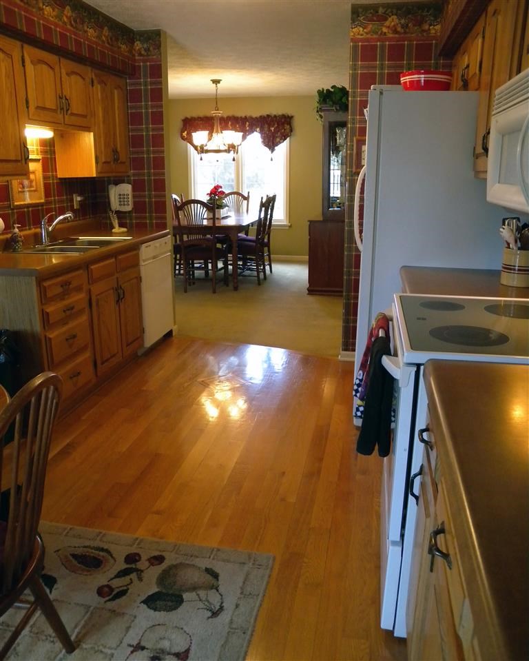 1206 North Riverwood Ranch Road Warsaw, IN 46580 - Photo 2 of 30 Gallery Image 2