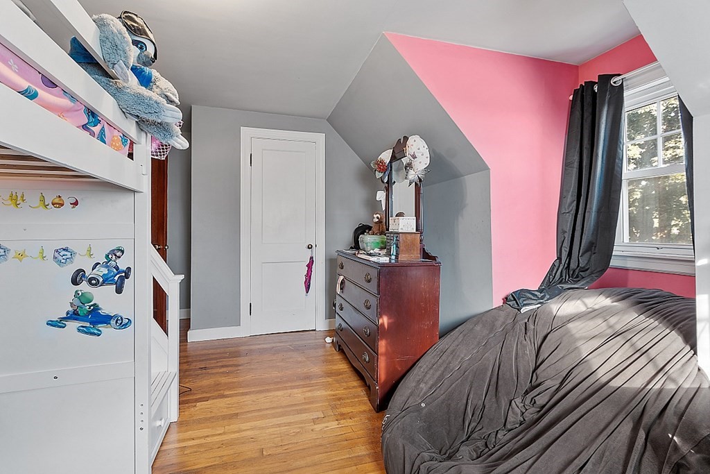 2 Arnold Road Worcester, MA 01607 - Photo 18 of 24 Gallery Image 18