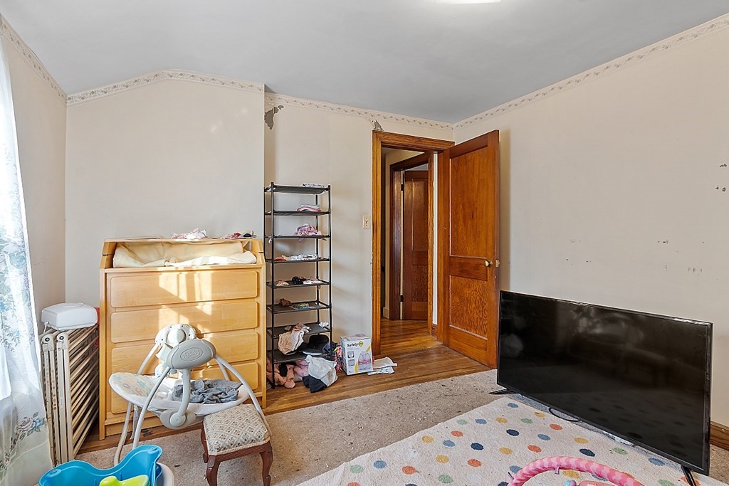 2 Arnold Road Worcester, MA 01607 - Photo 7 of 24 Gallery Image 7