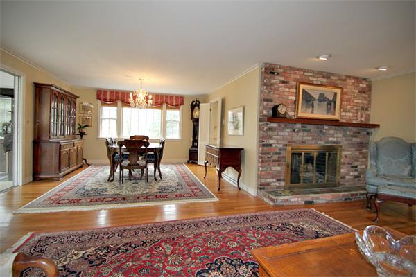 136 Old Forge Road Scituate, MA 02066 - Photo 5 of 26 Gallery Image 5