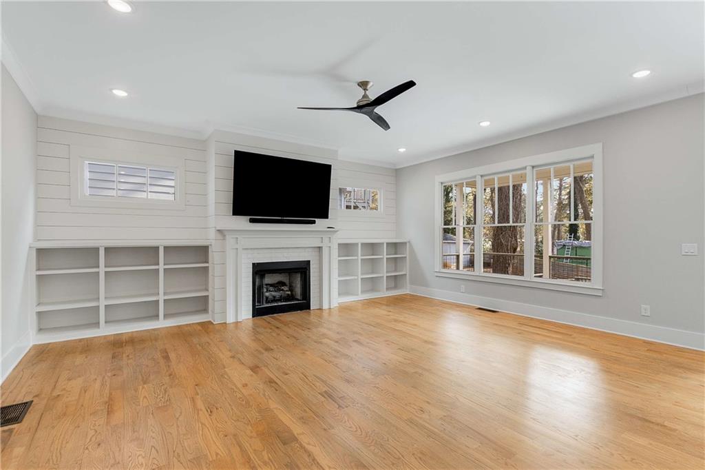 2547 Creekwood Terrace Decatur, GA 30030 - Photo 13 of 63