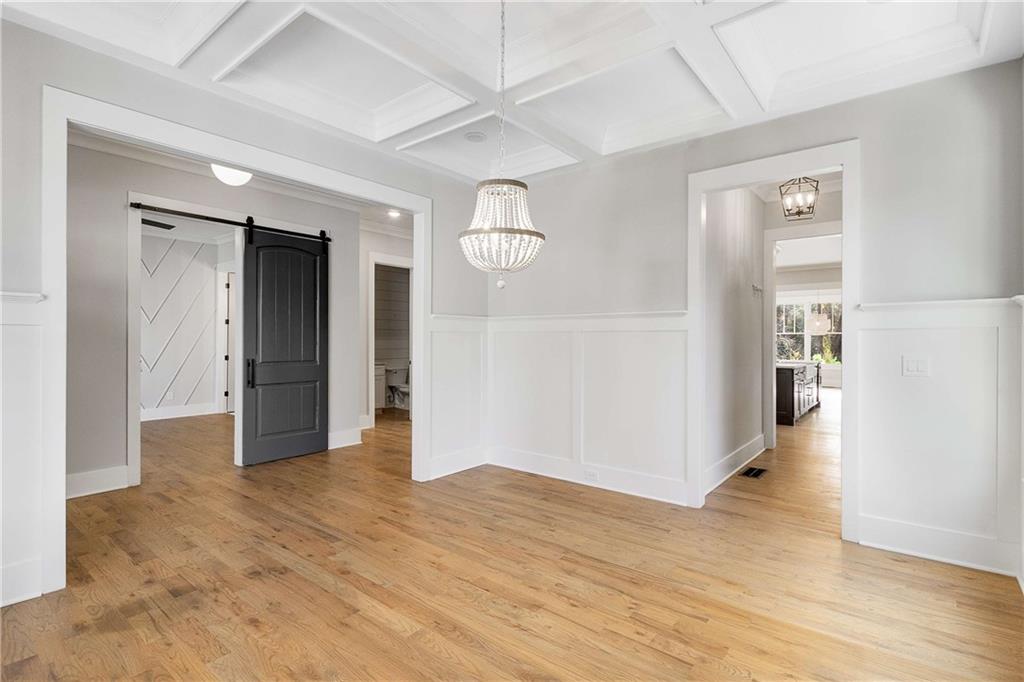 2547 Creekwood Terrace Decatur, GA 30030 - Photo 8 of 63