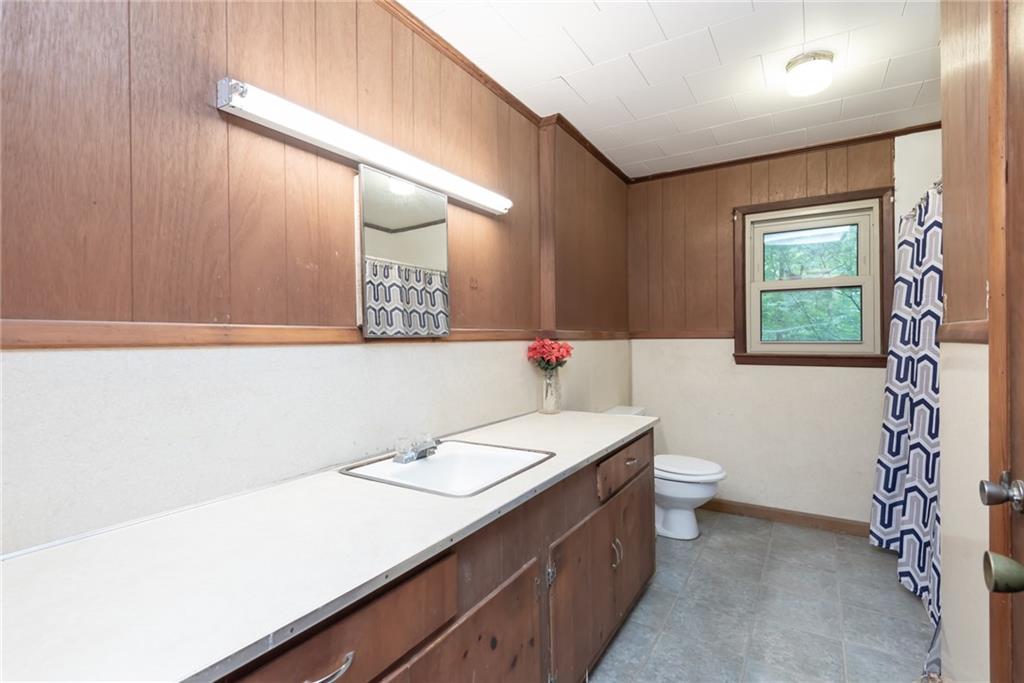 2438 Harding Road Connelly Springs, NC 28612 - Photo 10 of 36 Gallery Image 10
