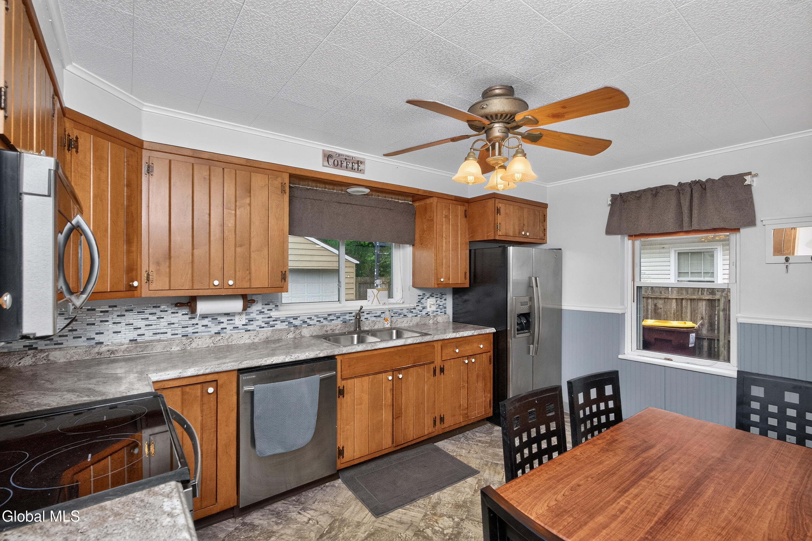 14 Fletcher Road Albany, NY 12203 - Photo 3 of 28 028-14-Fletcher-Road-Albany-NY-12203