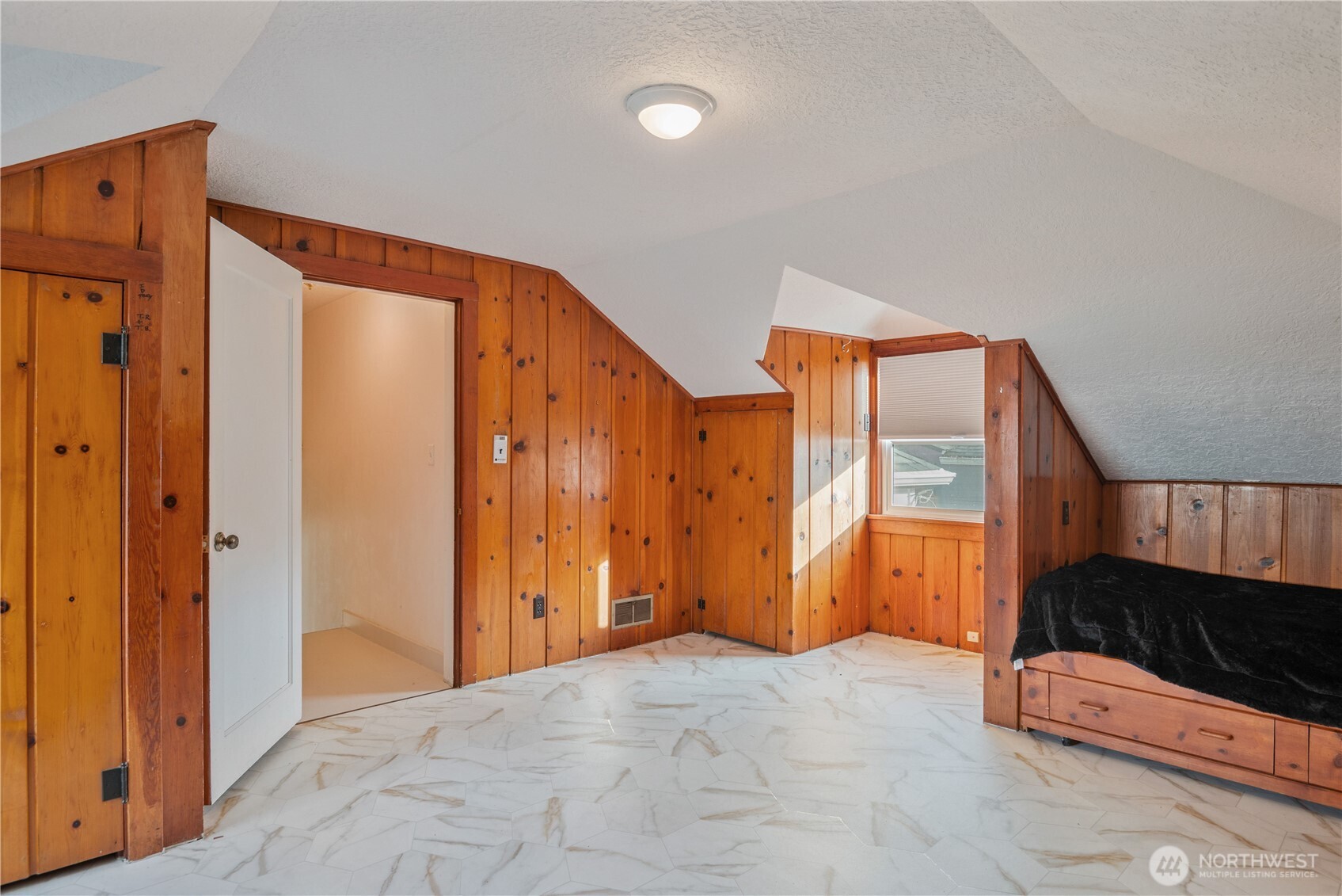 2405 Maple Street Longview, WA 98632 - Photo 21 of 37 Gallery Image 21