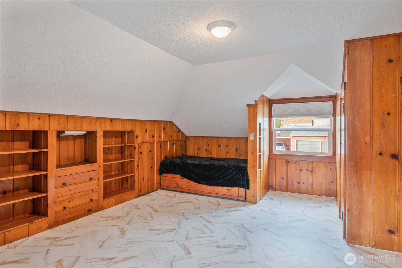 2405 Maple Street Longview, WA 98632 - Photo 22 of 37 Gallery Image 22
