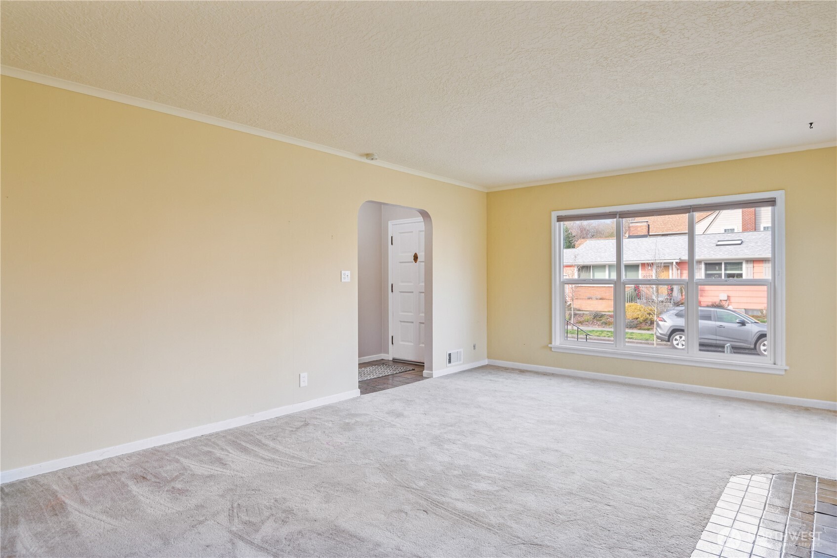 2405 Maple Street Longview, WA 98632 - Photo 5 of 37 Gallery Image 5