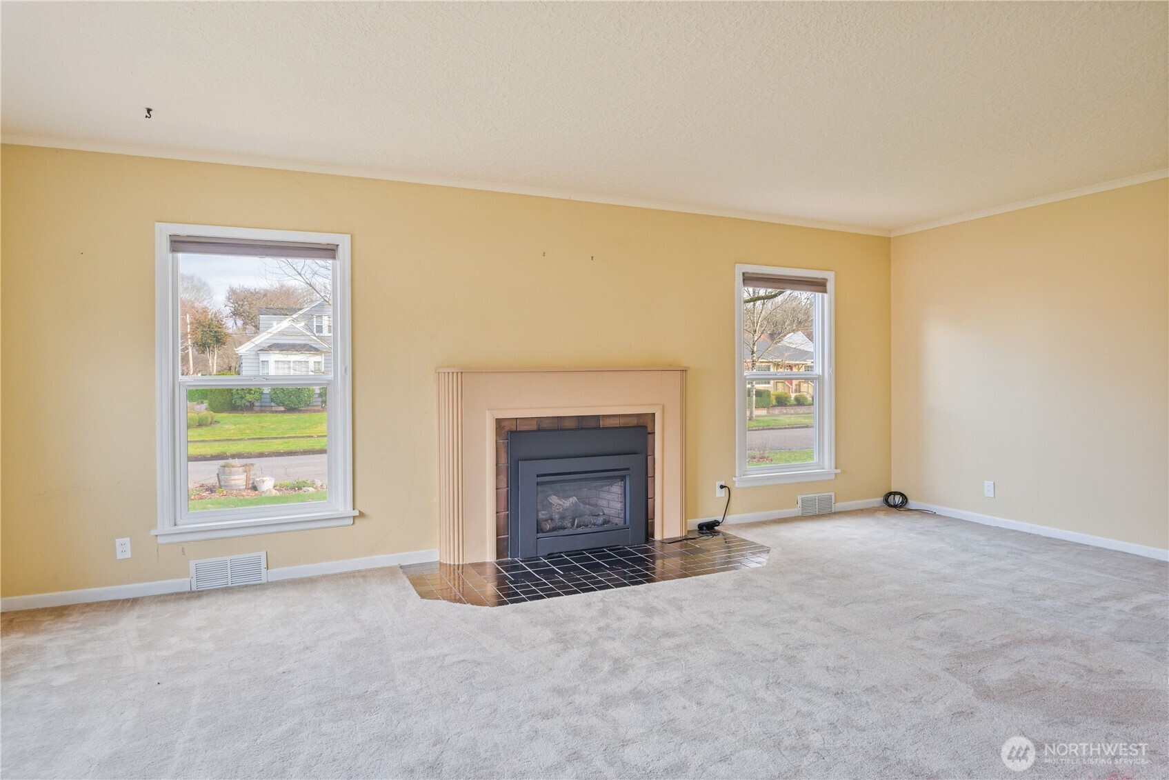 2405 Maple Street Longview, WA 98632 - Photo 9 of 37 Gallery Image 9