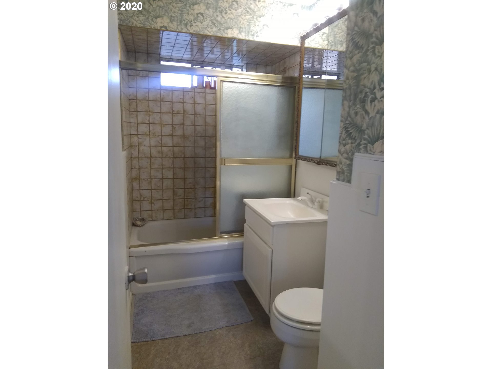 1095 F Street Springfield, OR 97477 - Photo 19 of 30
