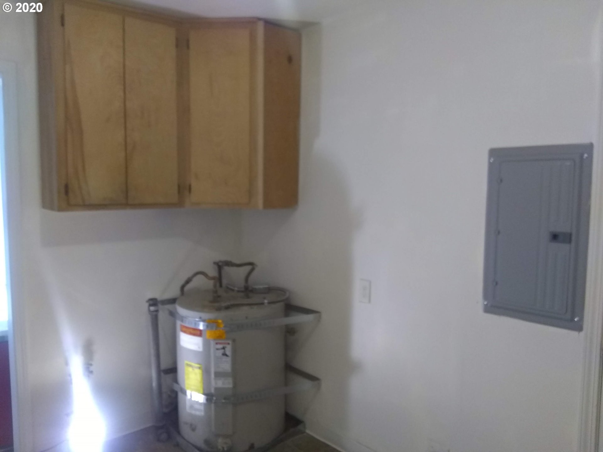 1095 F Street Springfield, OR 97477 - Photo 24 of 30