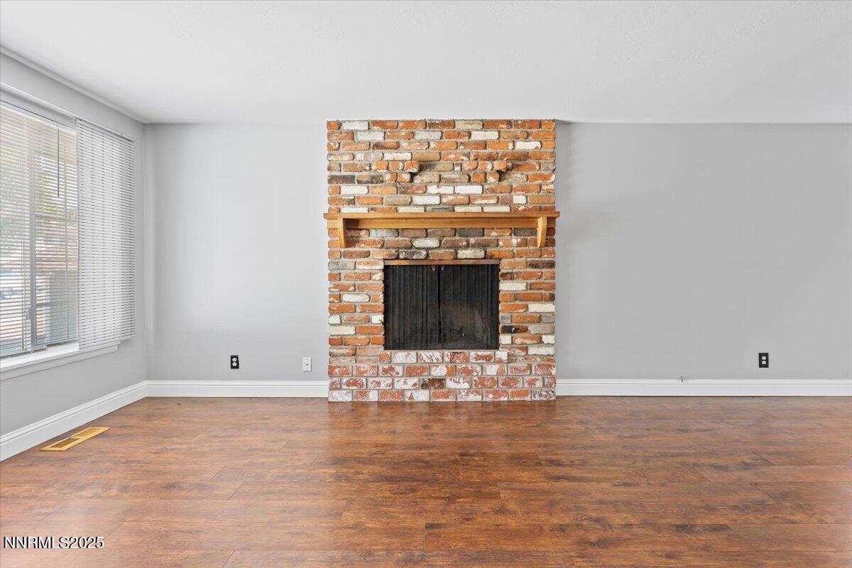 1800 Carlin Street Reno, NV 89503 - Photo 2 of 36 06-1800 Carlin Street Reno NV 89503 (6 o