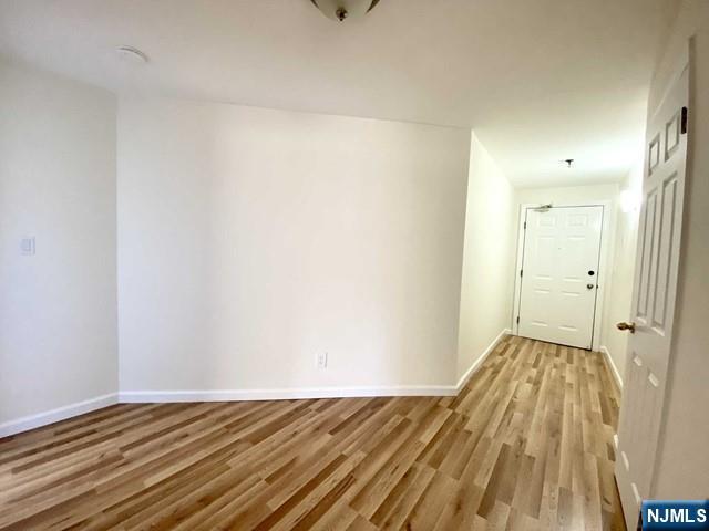 18-22 Engle Street, Unit R18 Englewood, NJ 07631 - Photo 6 of 12