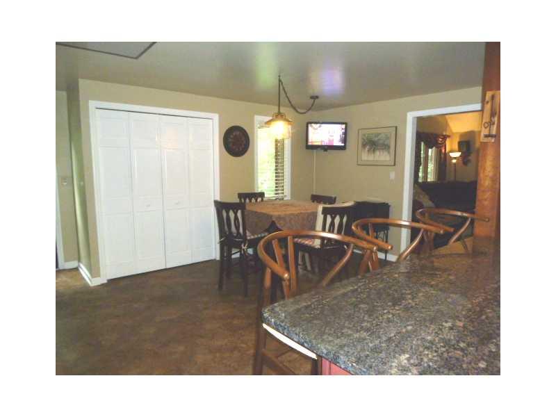 415 Gass Road Wexford, PA 15090 - Photo 11 of 25 Kitchen.