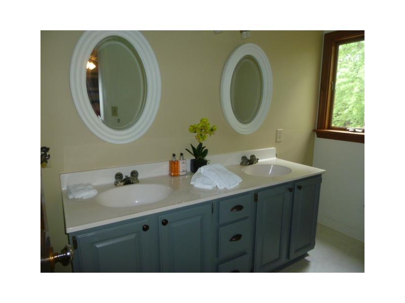 415 Gass Road Wexford, PA 15090 - Photo 15 of 25 Full Bath.