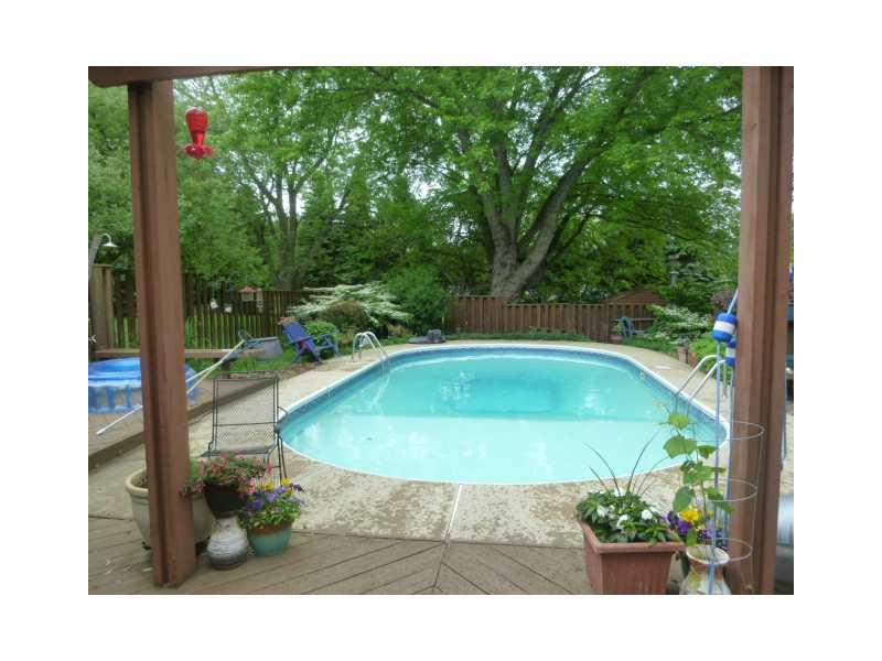 415 Gass Road Wexford, PA 15090 - Photo 18 of 25 Swimming Pool/Hot Tub/Sauna.