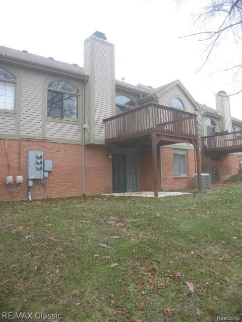 954 Ridge Court, Unit 141 Brighton, MI 48116 - Photo 1 of 14 Exterior