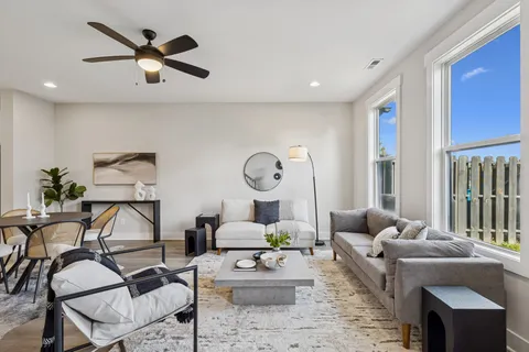 $429,999 | 2059 Oakwood Avenue, Nashville, TN 37207