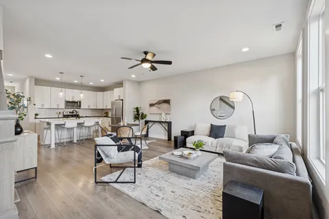 $429,999 | 2059 Oakwood Avenue, Nashville, TN 37207