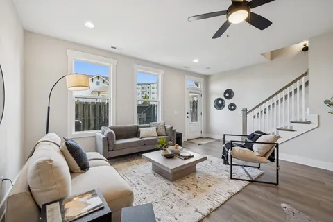 $429,999 | 2059 Oakwood Avenue, Nashville, TN 37207