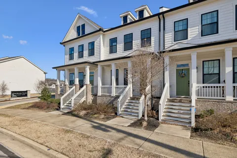 $429,999 | 2059 Oakwood Avenue, Nashville, TN 37207