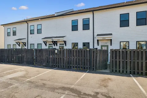 $429,999 | 2059 Oakwood Avenue, Nashville, TN 37207