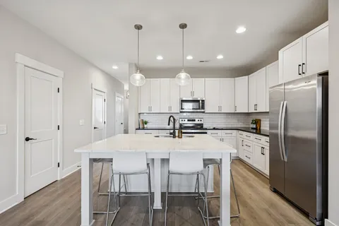 $429,999 | 2059 Oakwood Avenue, Nashville, TN 37207