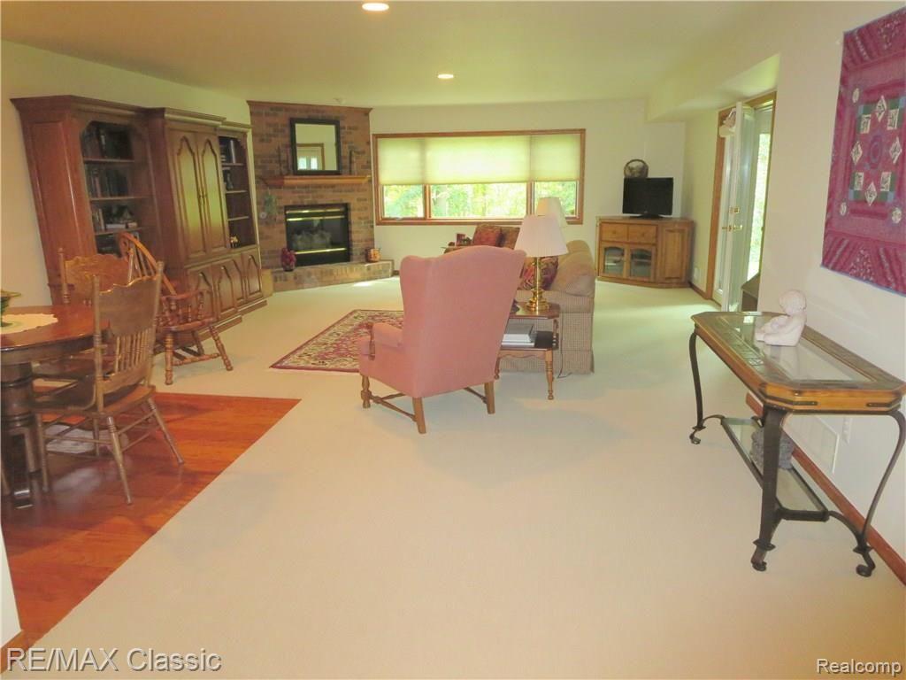 3092 Rivers Edge Drive Wayne, MI 48184 - Photo 36 of 40 IMG_2518.JPG