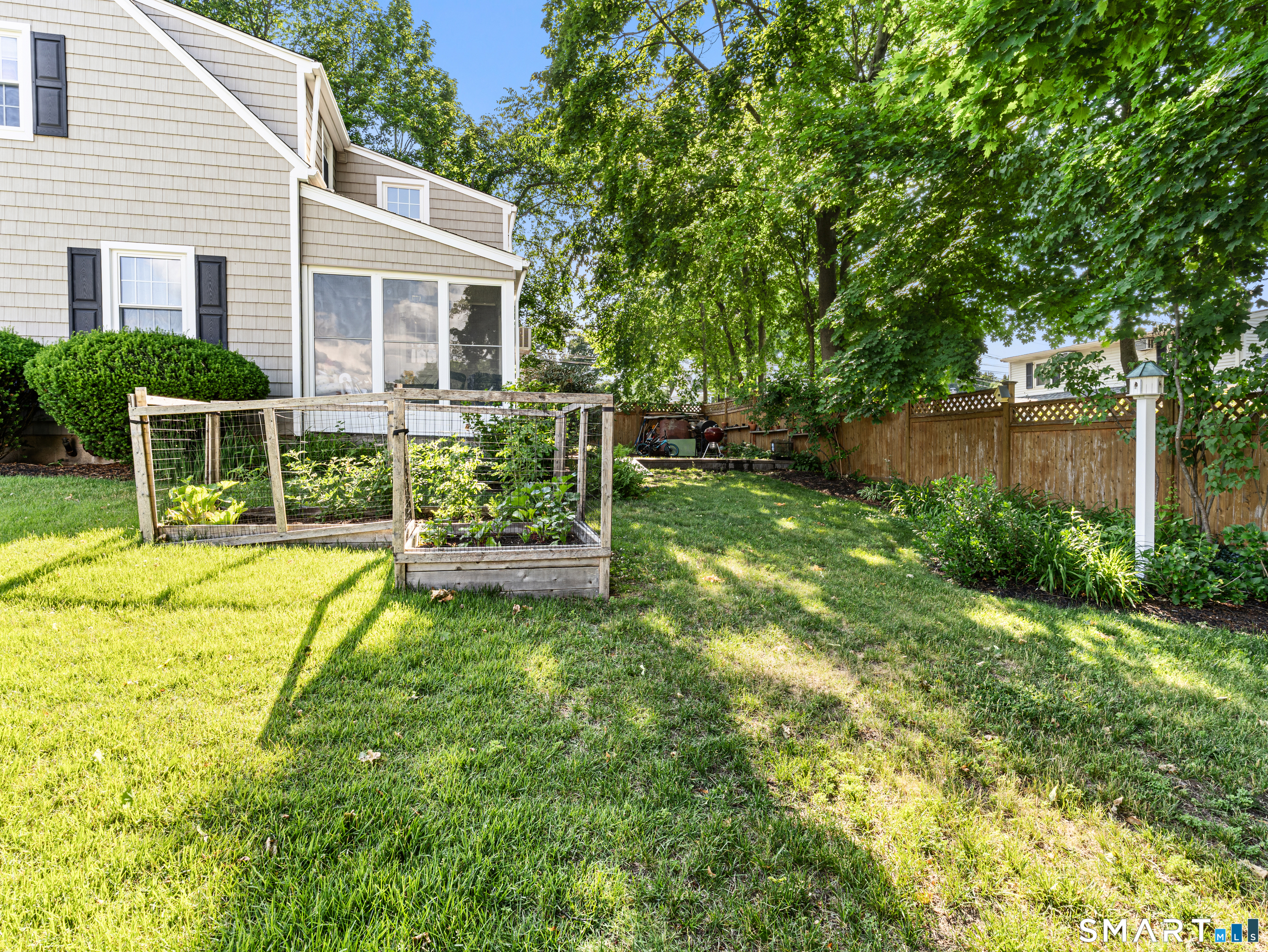 15 Ezra Road Danbury, CT 06811 - Photo 4 of 35