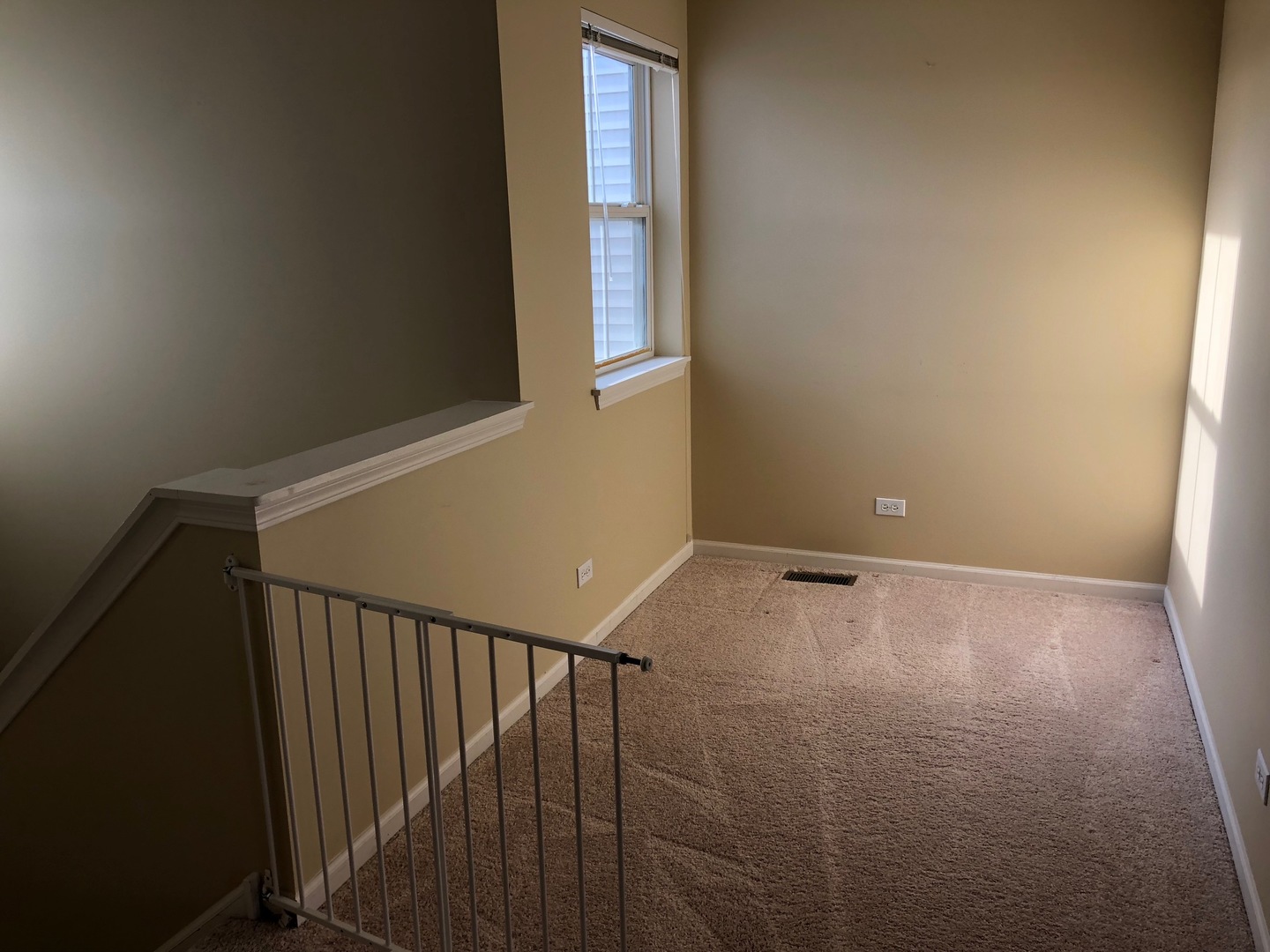 280 Grand Ridge Road St. Charles, IL 60175 - Photo 11 of 31