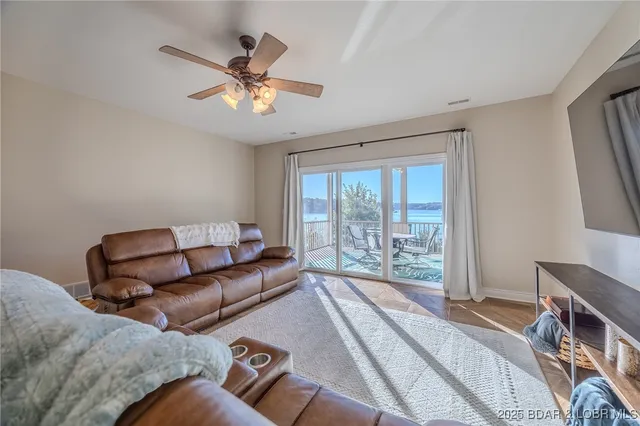 $715,000 | 201 Waterford Circle, Unit 201, Eldon, MO 65026