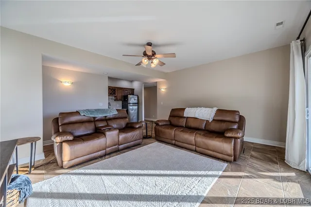 $715,000 | 201 Waterford Circle, Unit 201, Eldon, MO 65026