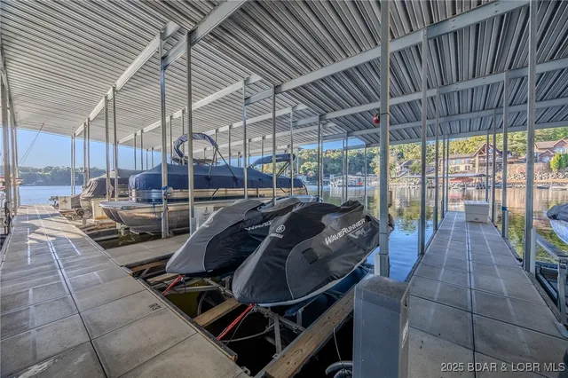 $715,000 | 201 Waterford Circle, Unit 201, Eldon, MO 65026