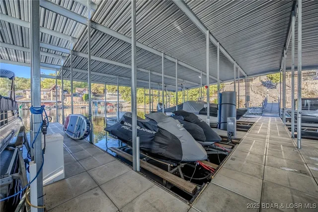 $715,000 | 201 Waterford Circle, Unit 201, Eldon, MO 65026