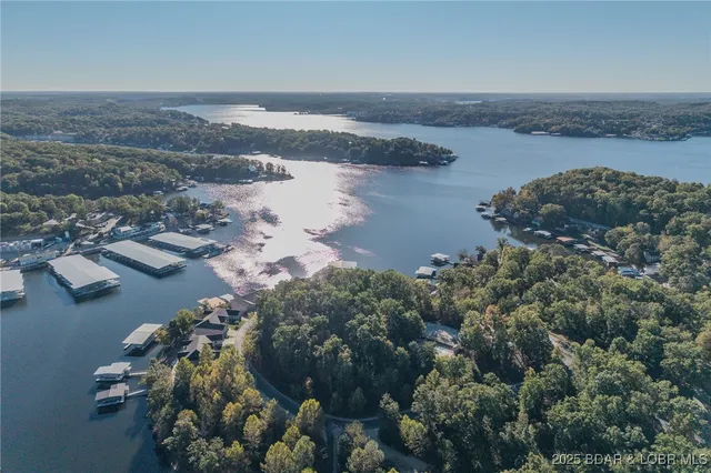 $715,000 | 201 Waterford Circle, Unit 201, Eldon, MO 65026