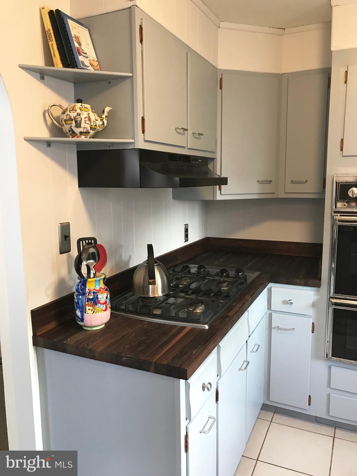 525 Newfield Road Glen Burnie, MD 21061 - Photo 12 of 20 Kitchen