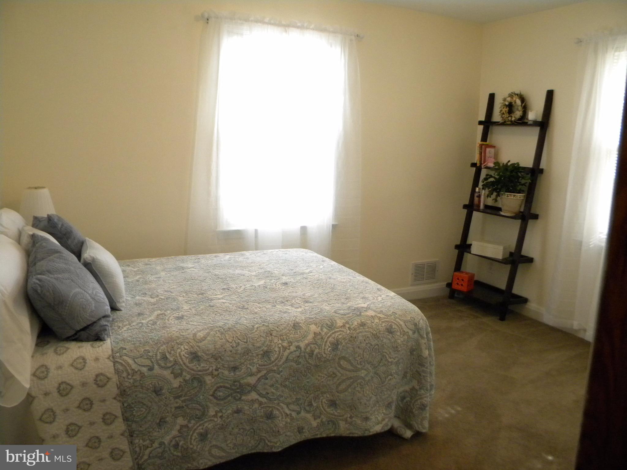 525 Newfield Road Glen Burnie, MD 21061 - Photo 15 of 20 Bedroom