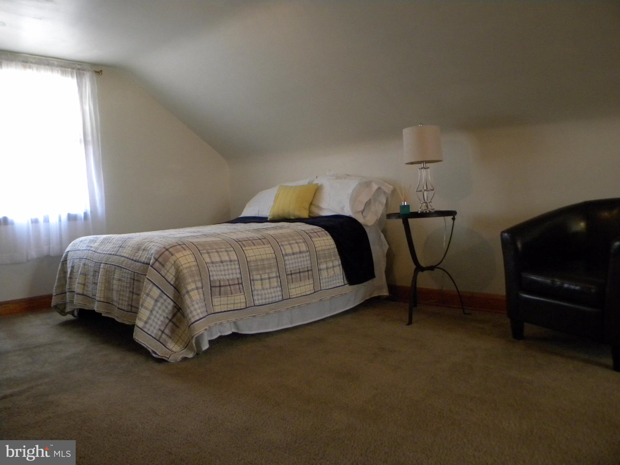 525 Newfield Road Glen Burnie, MD 21061 - Photo 18 of 20 Bedroom (Master)