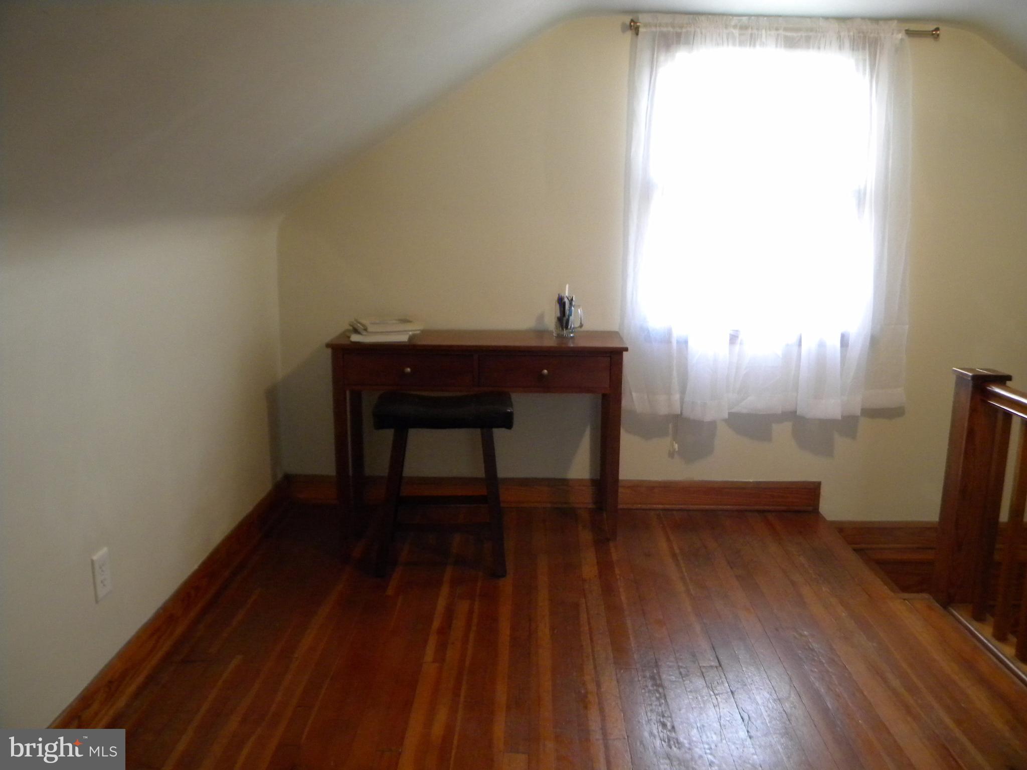 525 Newfield Road Glen Burnie, MD 21061 - Photo 19 of 20 Bedroom (Master)