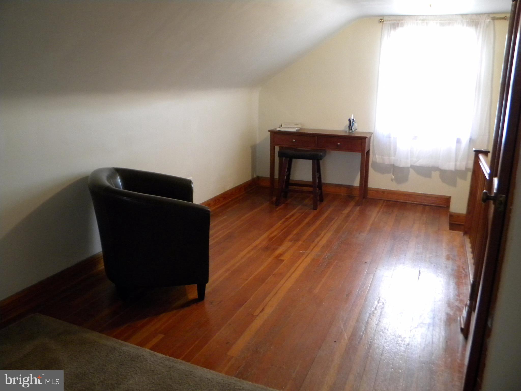 525 Newfield Road Glen Burnie, MD 21061 - Photo 20 of 20 Bedroom (Master)