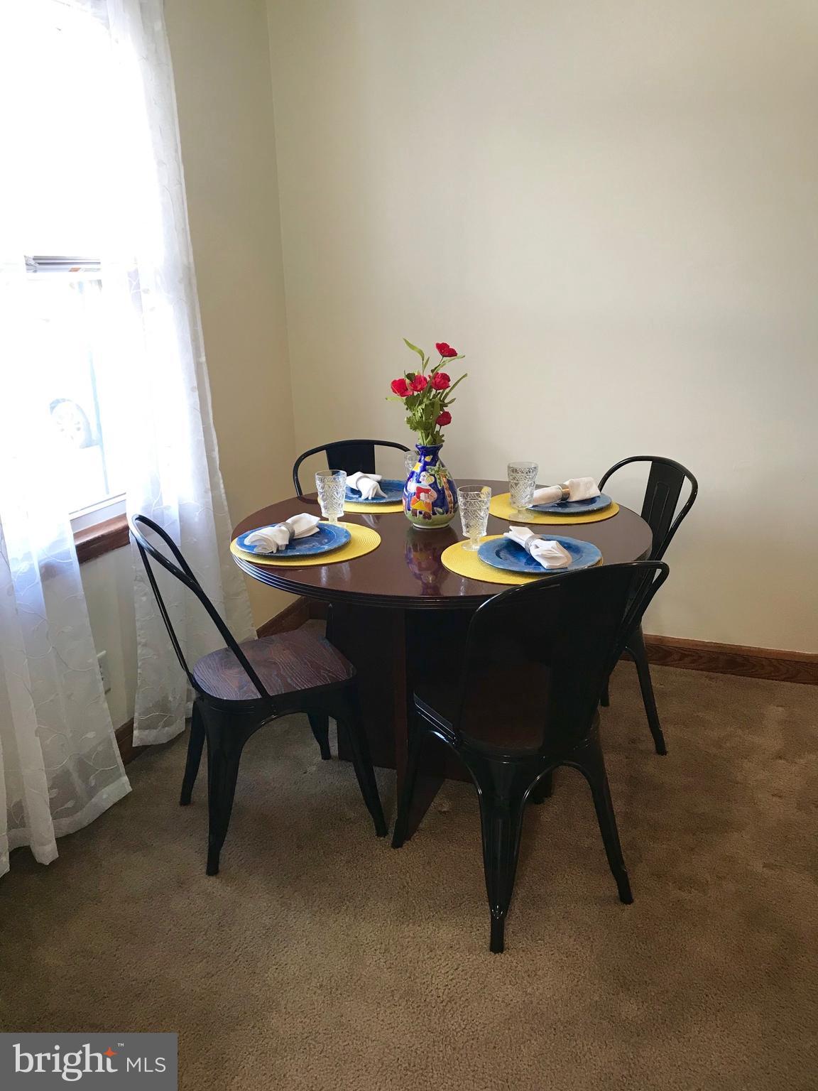 525 Newfield Road Glen Burnie, MD 21061 - Photo 8 of 20 Dining Room