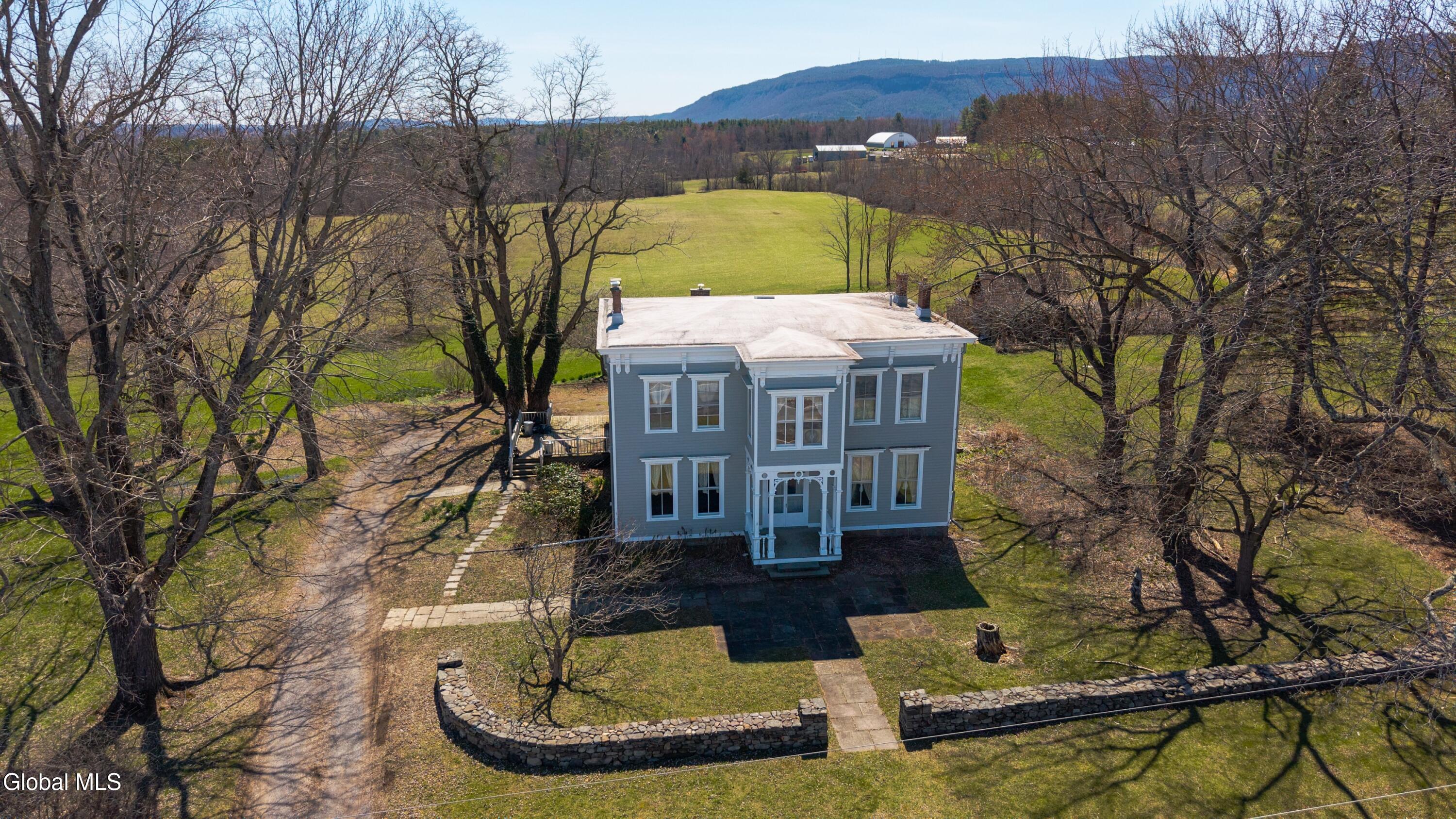 4268 Frederick Road Guilderland, NY 12009 - Photo 3 of 94 1 (4)