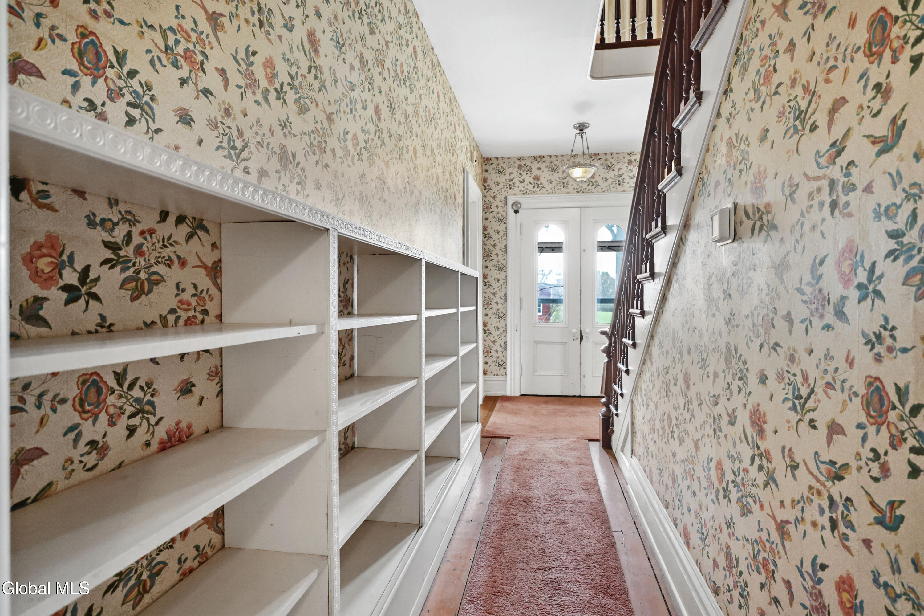 4268 Frederick Road Guilderland, NY 12009 - Photo 8 of 94 1 (44)