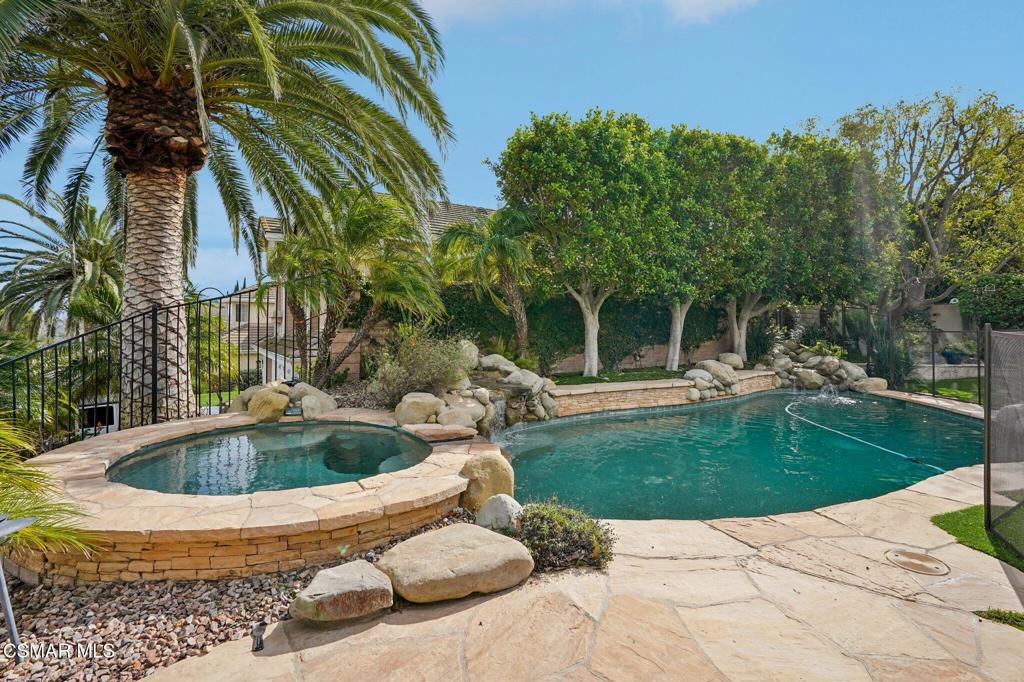 14207 Clemson Street Moorpark, CA 93021 - Photo 6 of 55