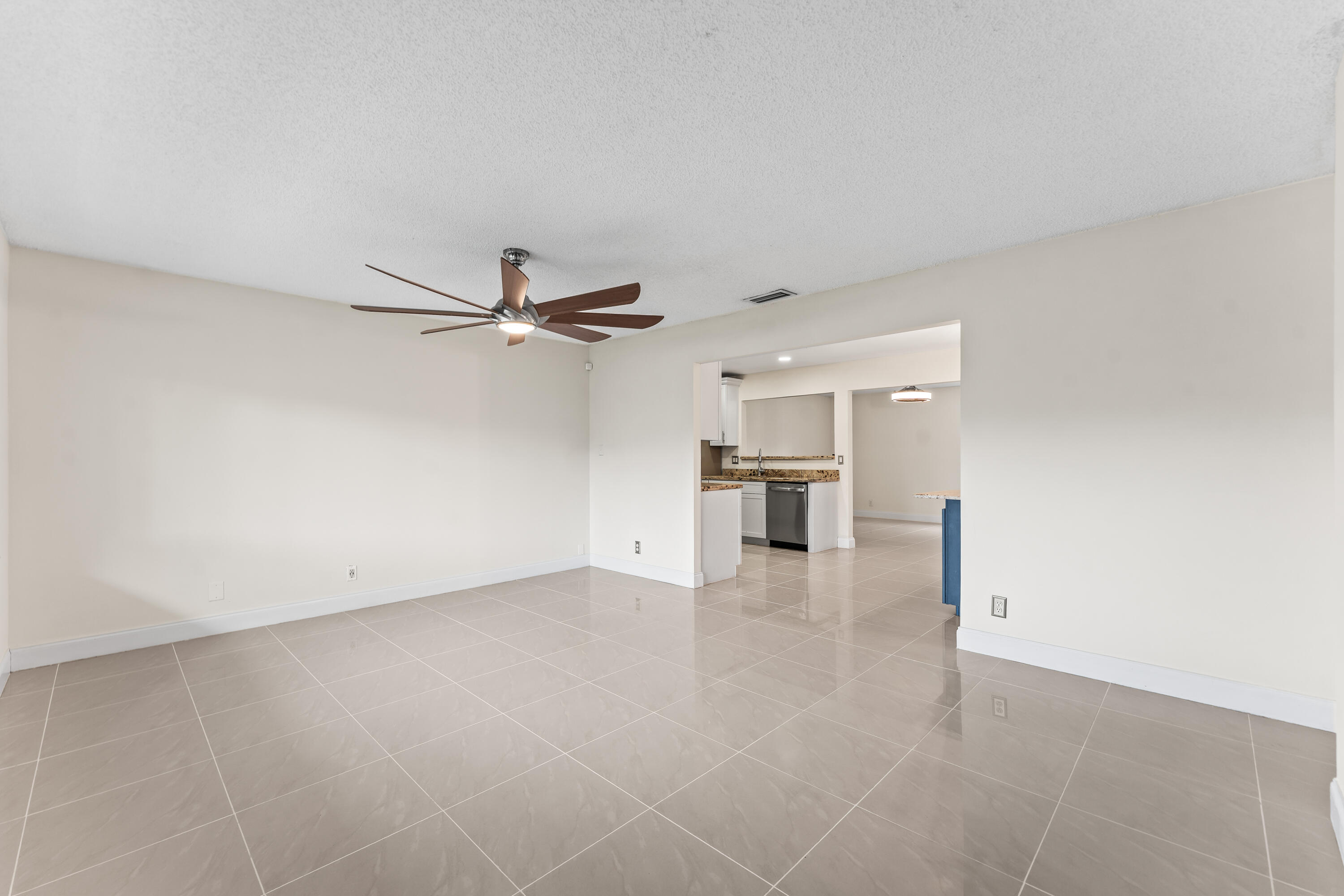 18443 Ruffian Way Boca Raton, FL 33496 - Photo 5 of 35 Living Room