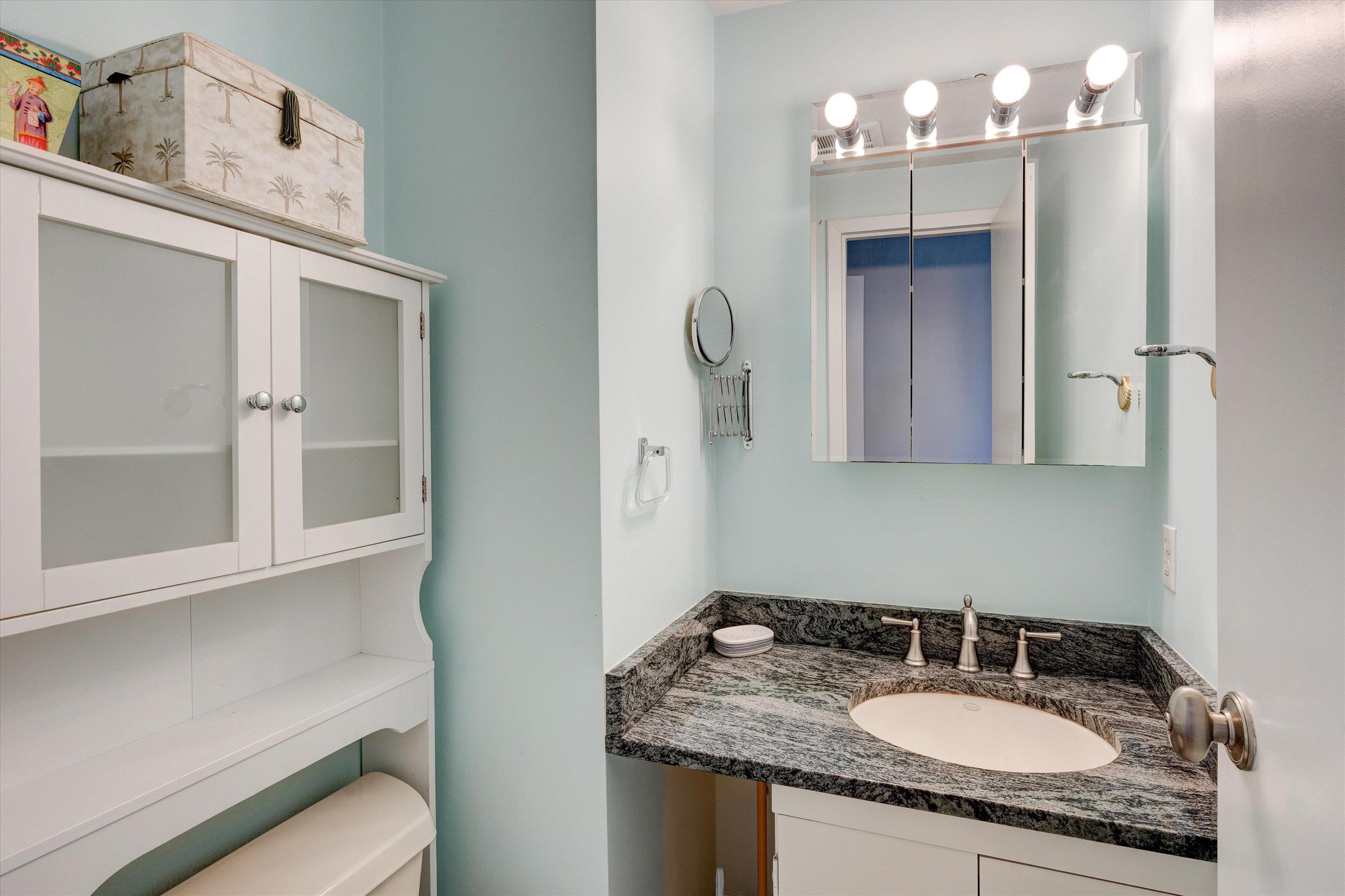55 River Road, Unit 8E Manchester, NH 03104 - Photo 12 of 29